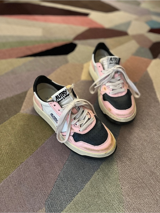 Autry Shoes - Autry Medalist Low Super Vintage Sneaker